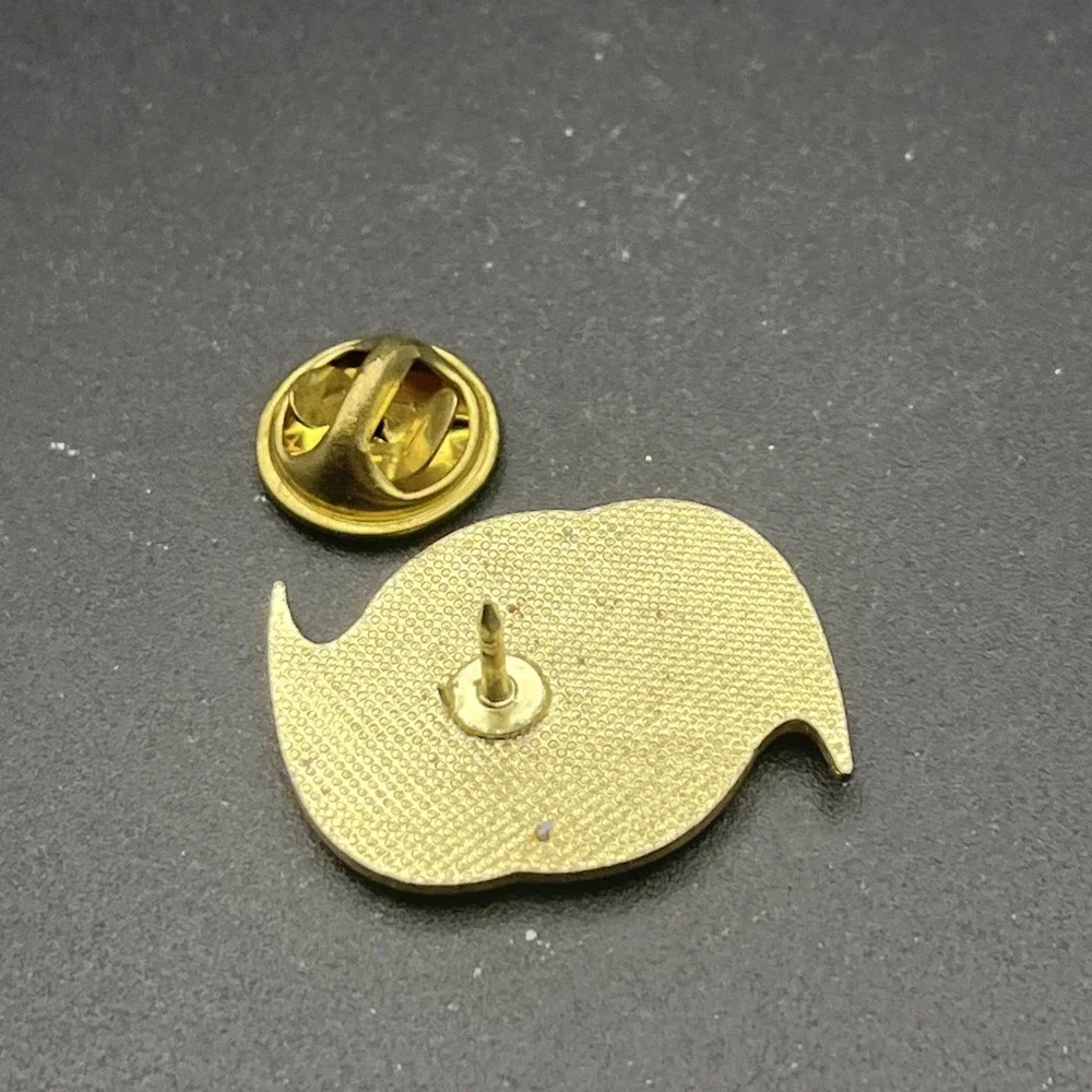National Dart Association NDA Soft-Tips 9 Dart Out‎ Lapel Hat Pin